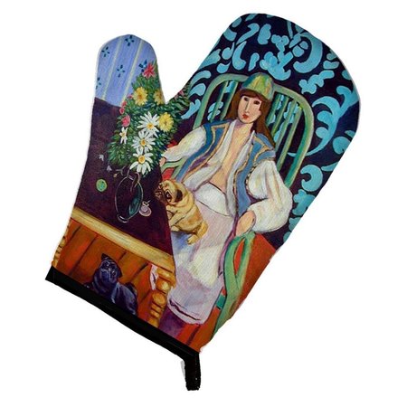 CAROLINES TREASURES Lady with Her Pug Oven Mitt 7265OVMT
